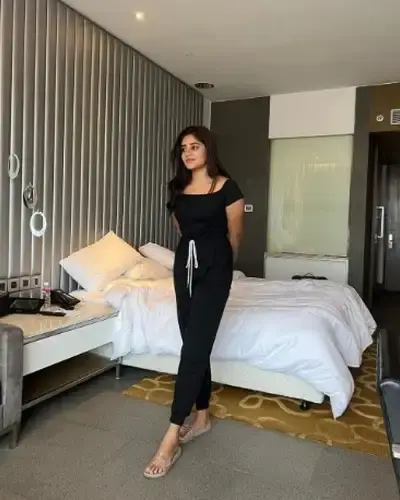 Call Girls Zikzak Cash On Delivery